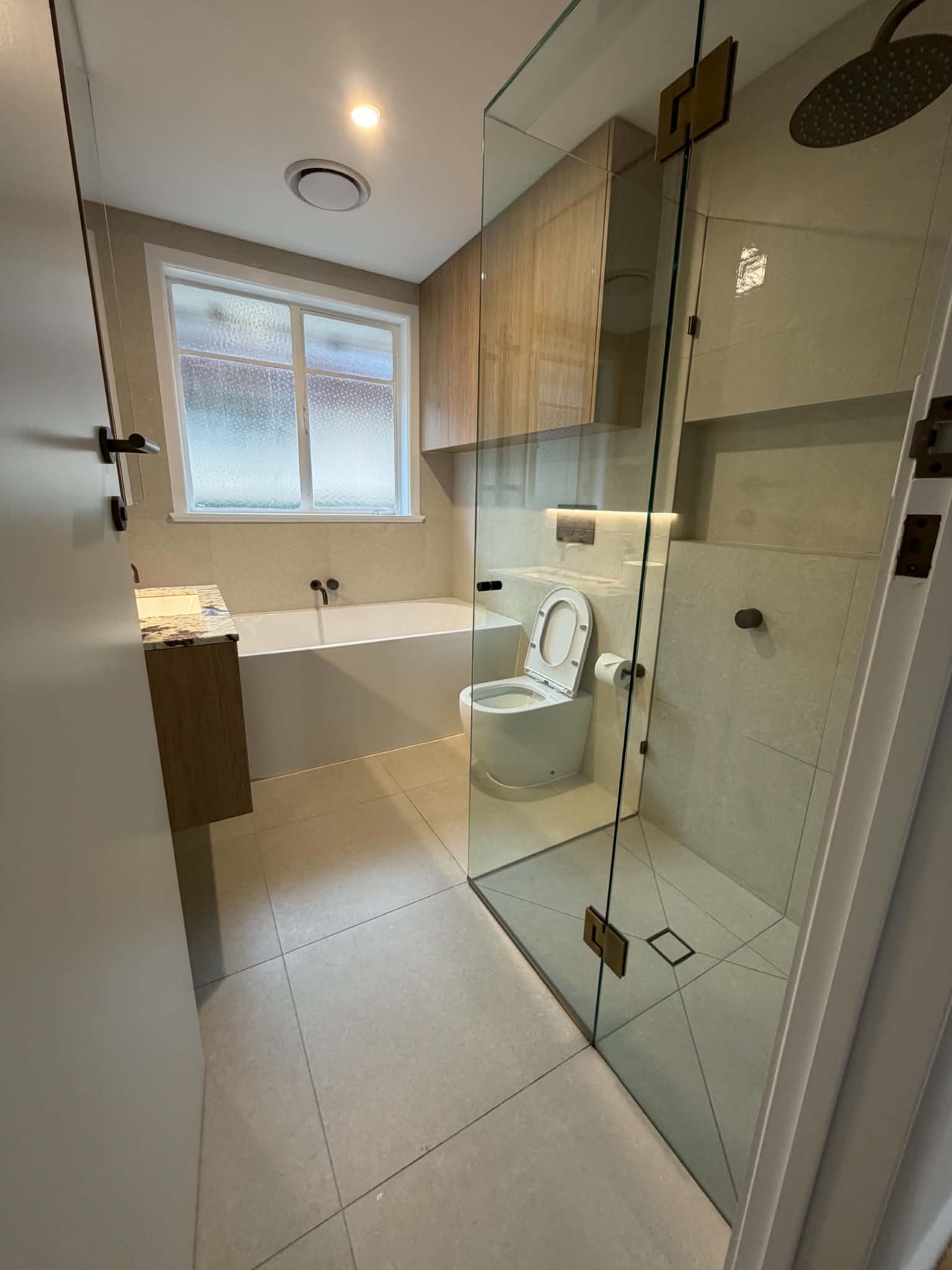 Completed home cleaning project, photo 7